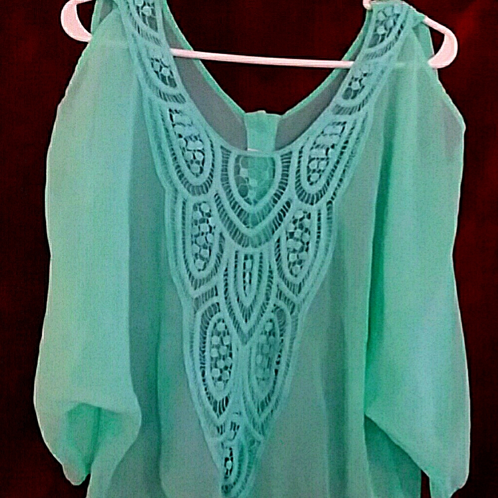 Crocheted design back,cold shoulder boho blouse